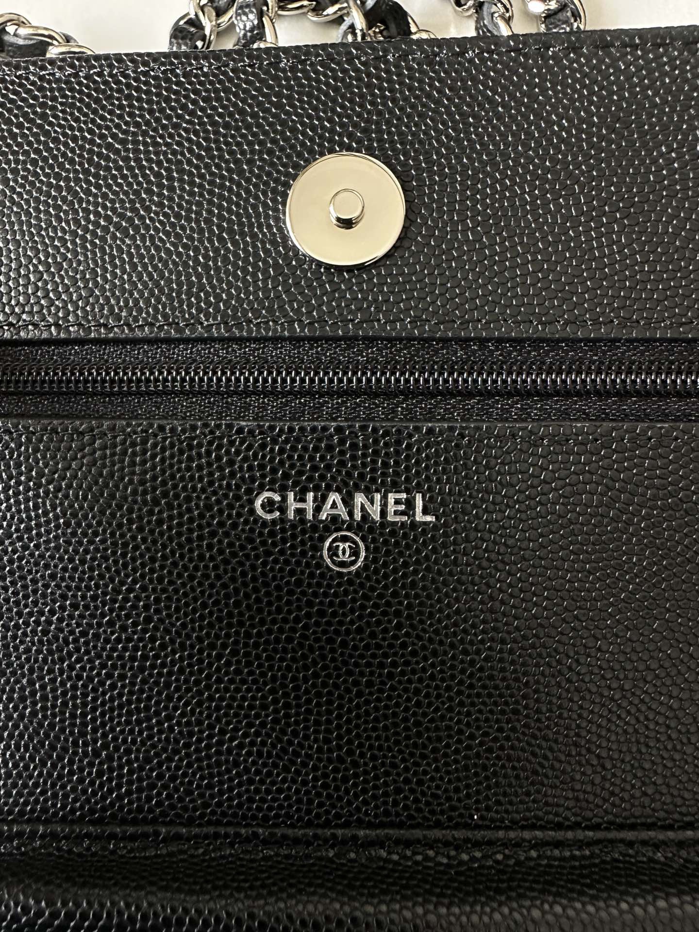 Chanel ball grain leather 0250