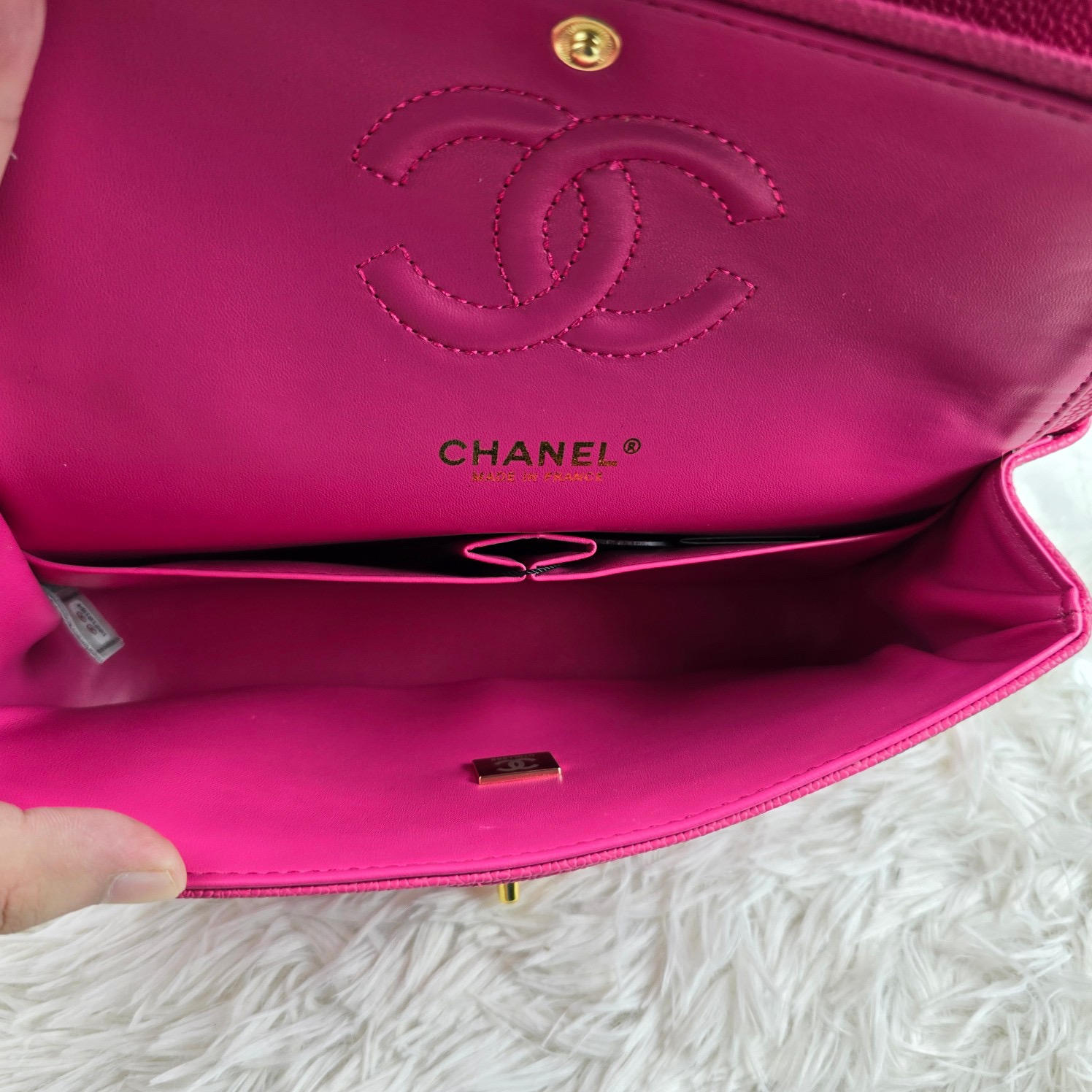 Chanel classic style 1112