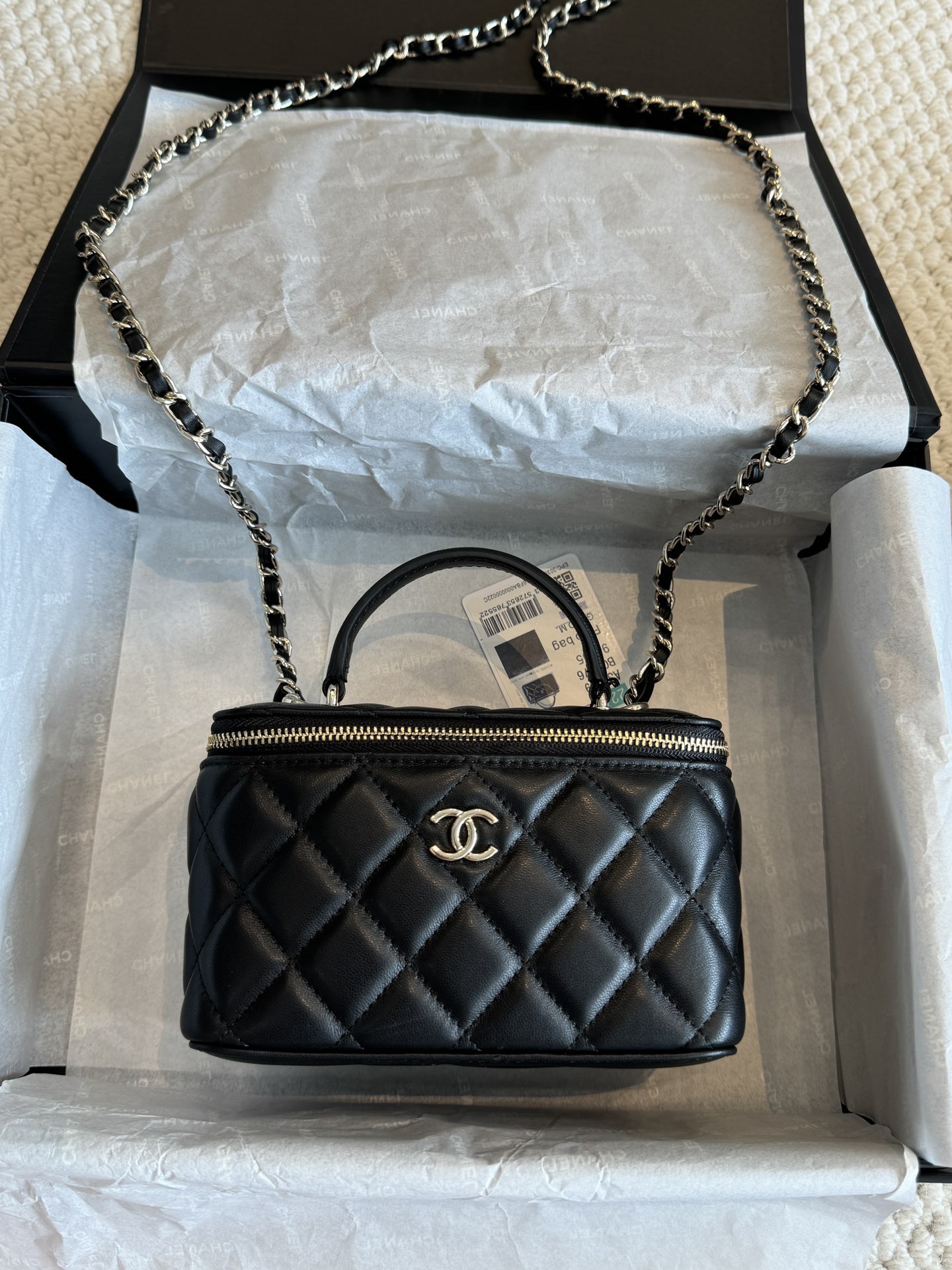 Chanel Hand-held Chain Box 68087