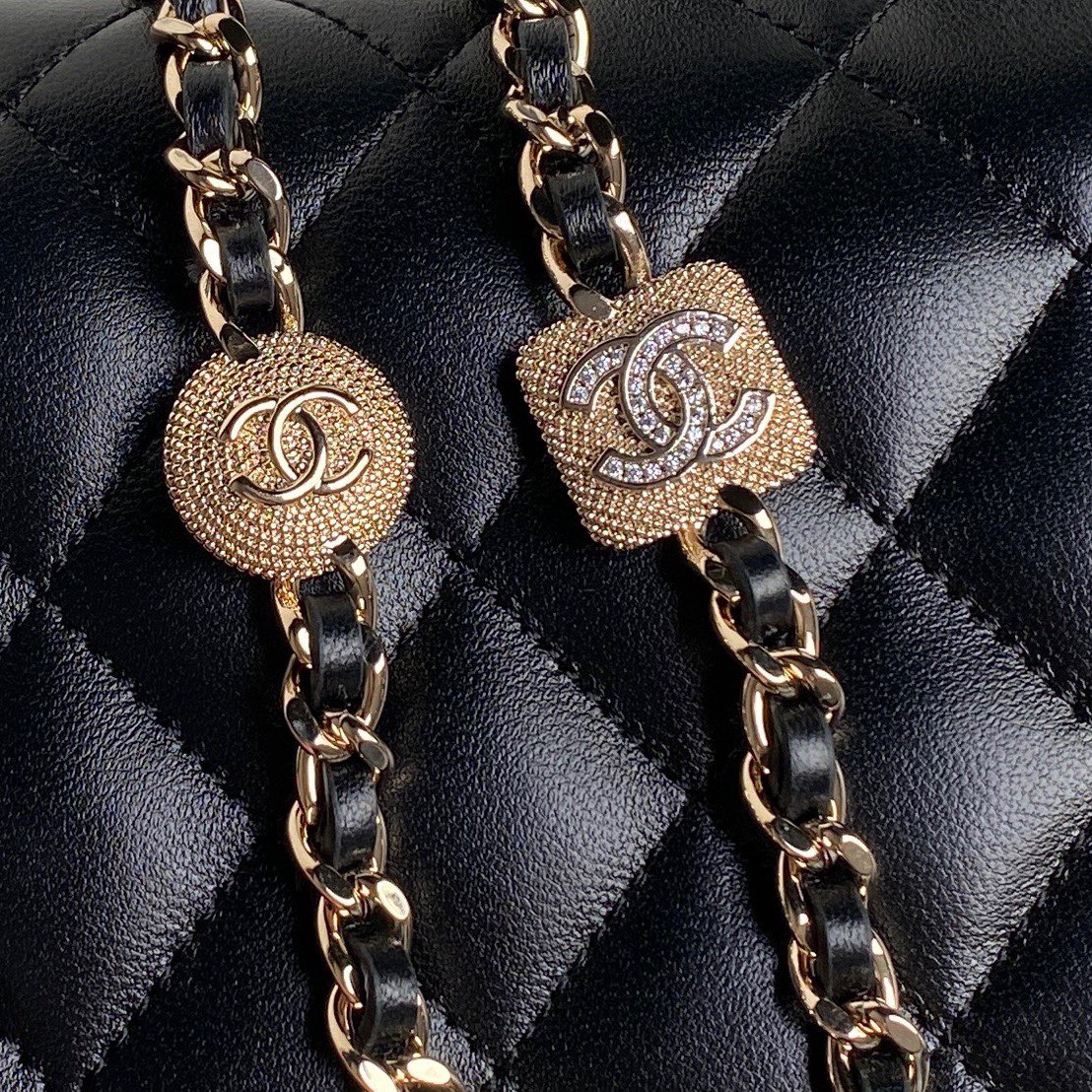 Chanel embossed rhinestone chain accordion bag AP4300