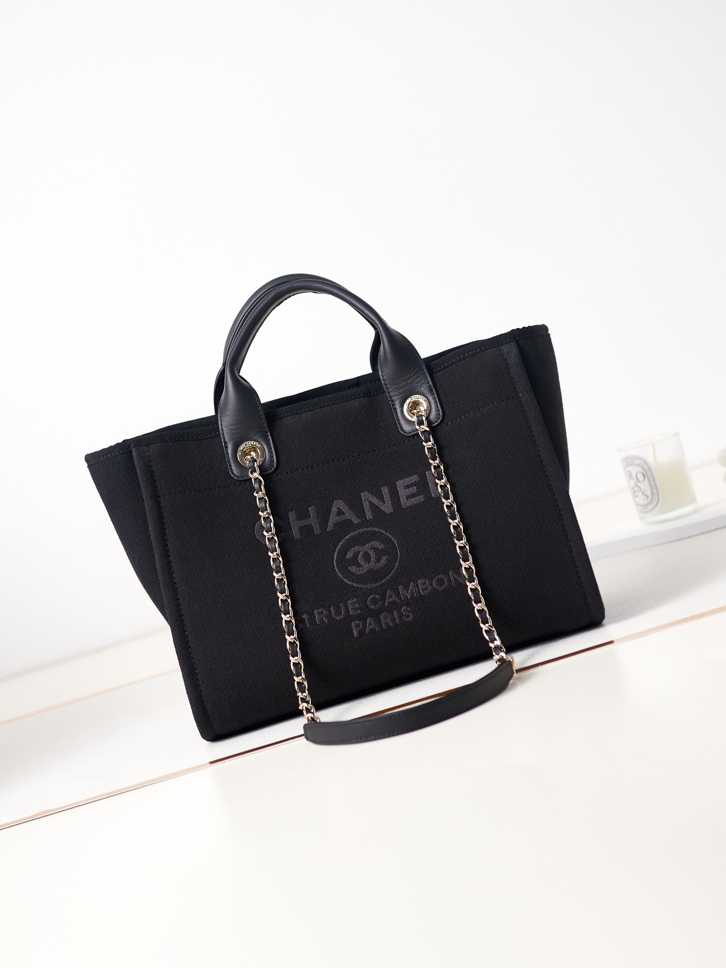 Chanel beach bag AS32571