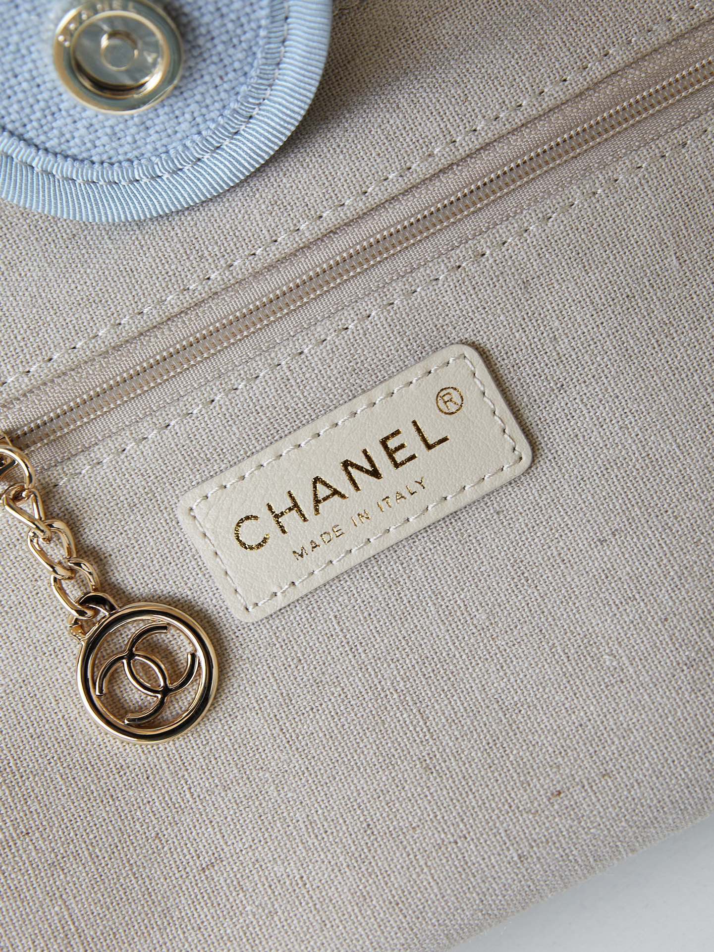 Chanel beach bag AS32572