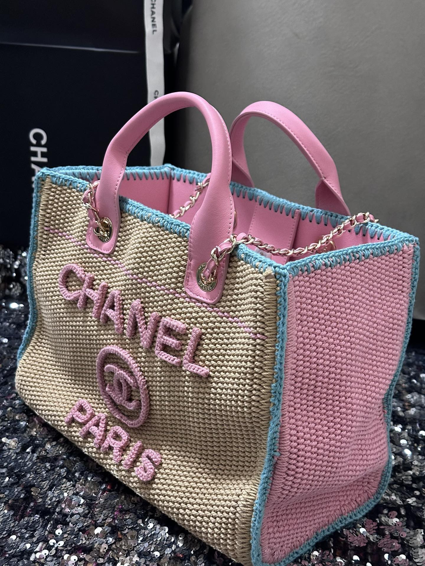 Chanel beach bag AS32574