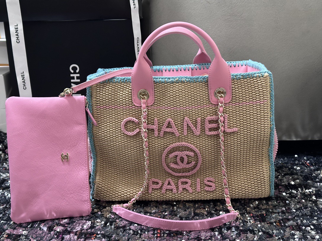 Chanel beach bag AS32574