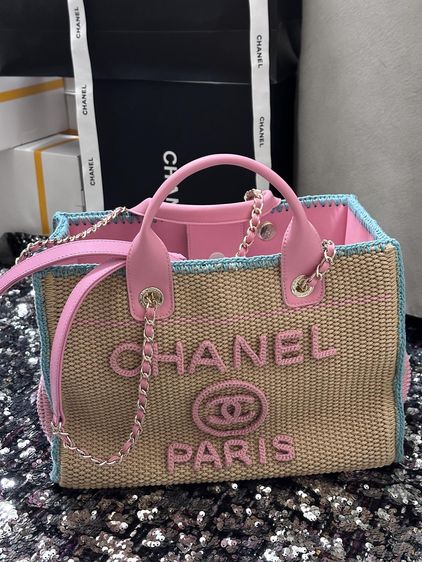 Chanel beach bag AS32574