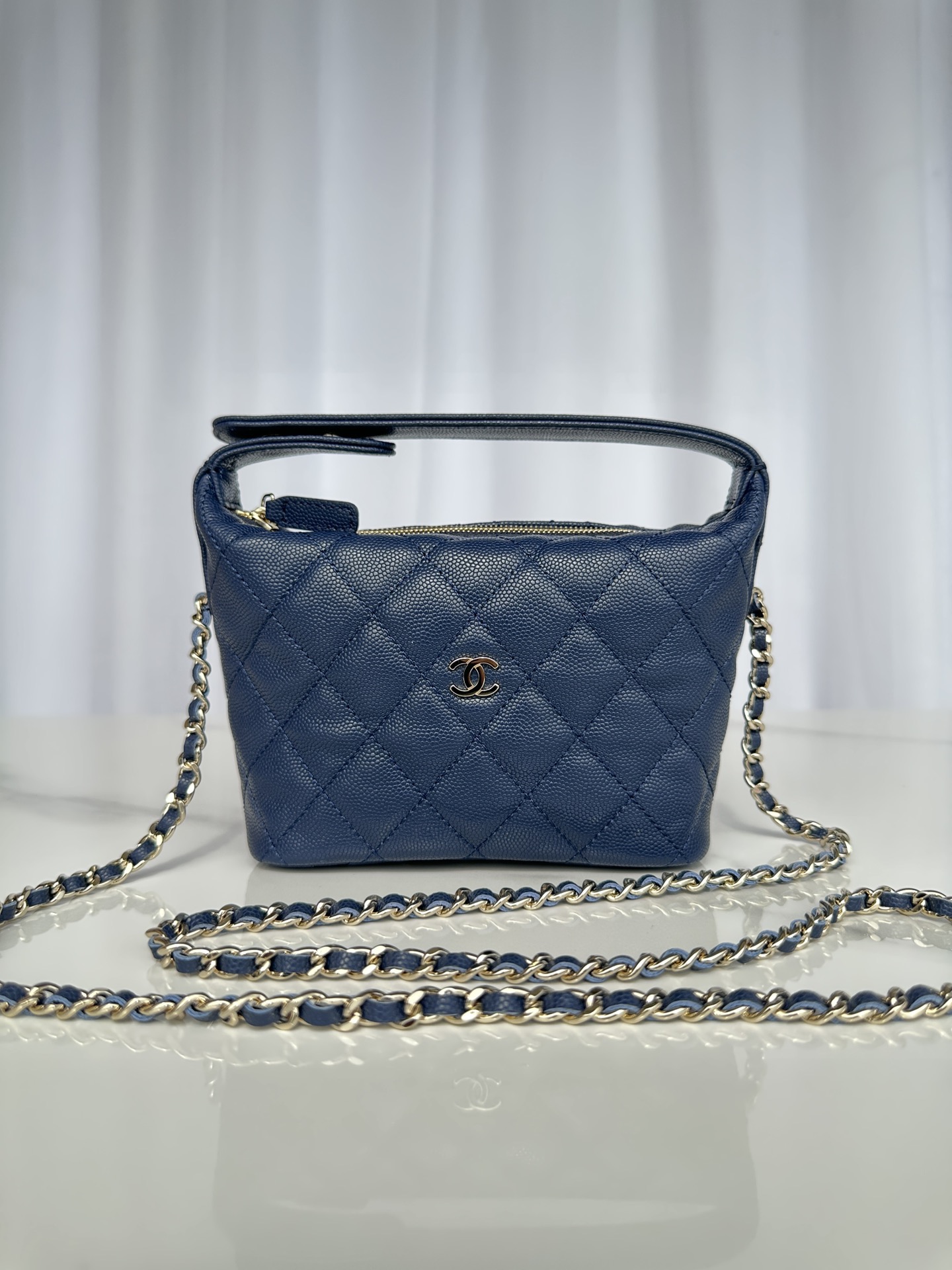 Chanel lunch box bag AS43861