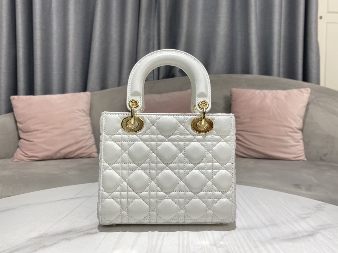 Lady Dior series 6677