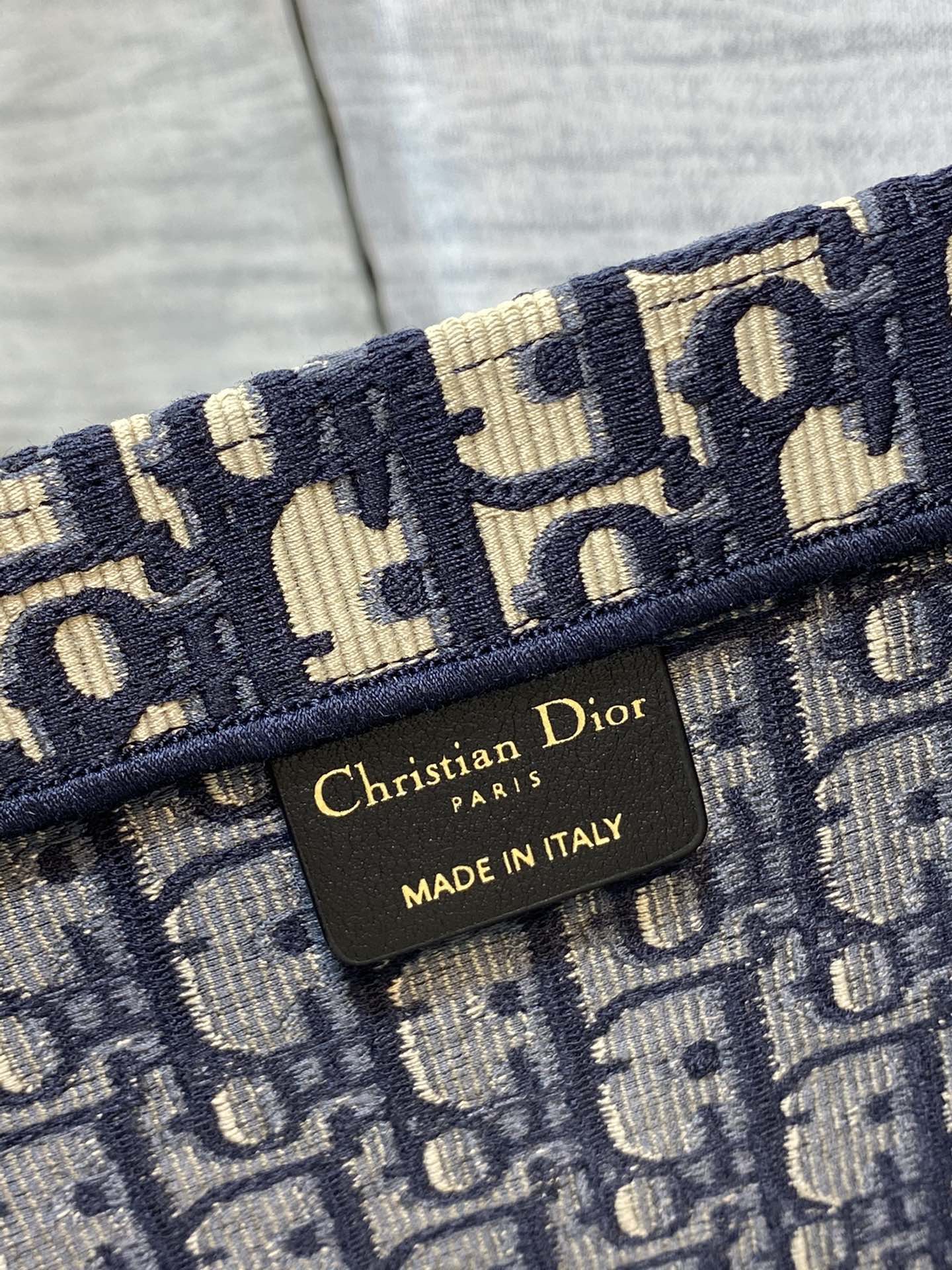 Dior Tote GM D0128