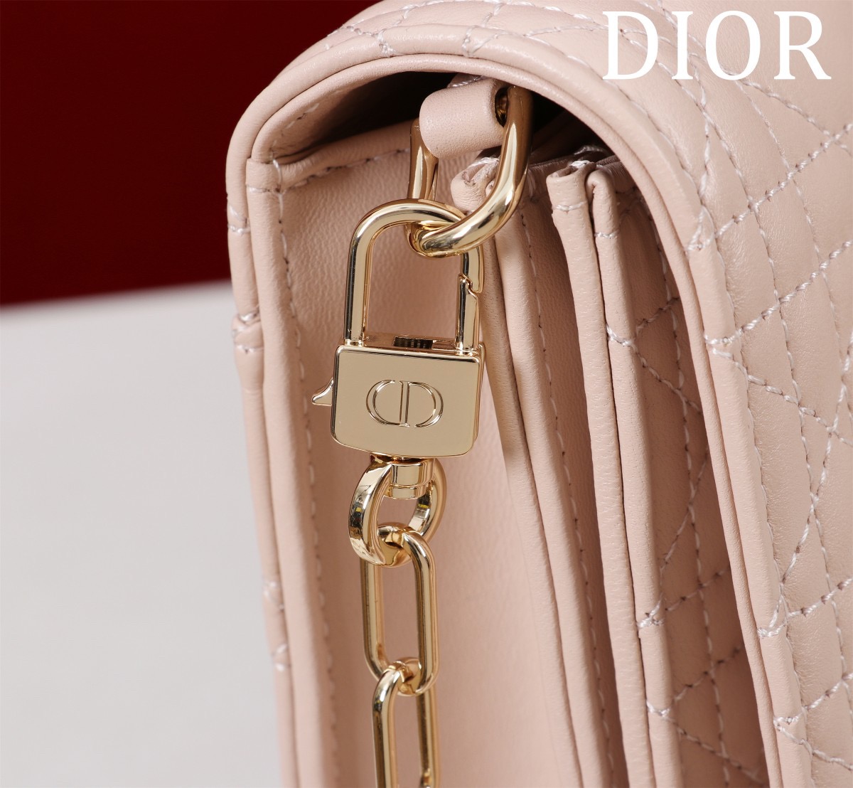 Dior sheepskin diamonds D0171