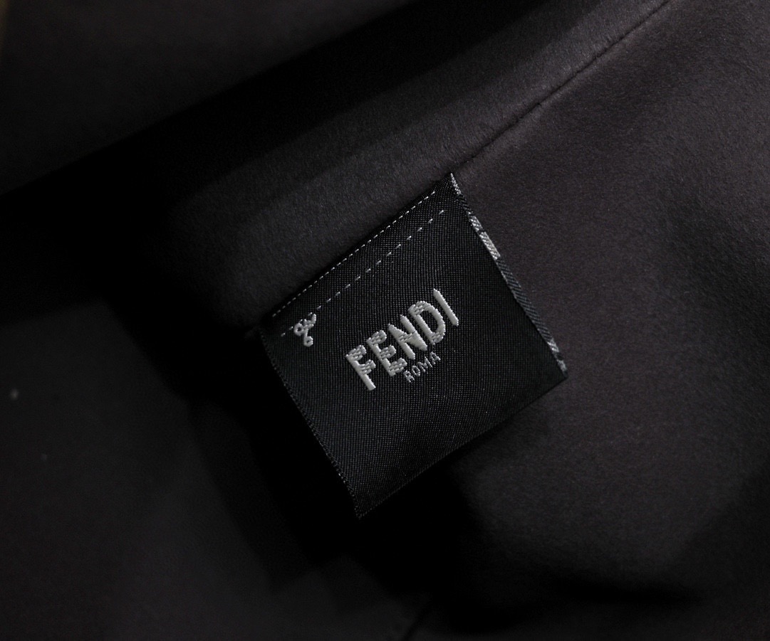 Fendi's new Boston handbag F0001