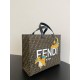 Fendi's old-fashioned Dragon Year shopping bag F0014