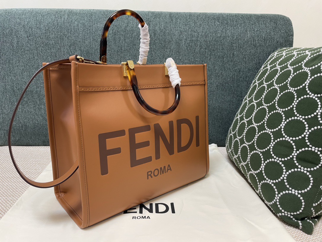 Fendi Tote Sunshine leather tote F0017