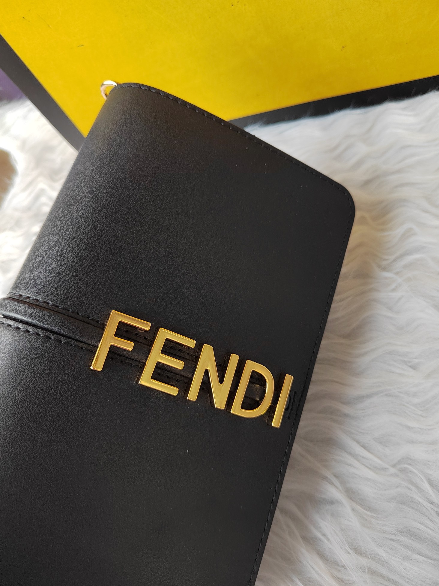 Fendi Logray wallet F0026