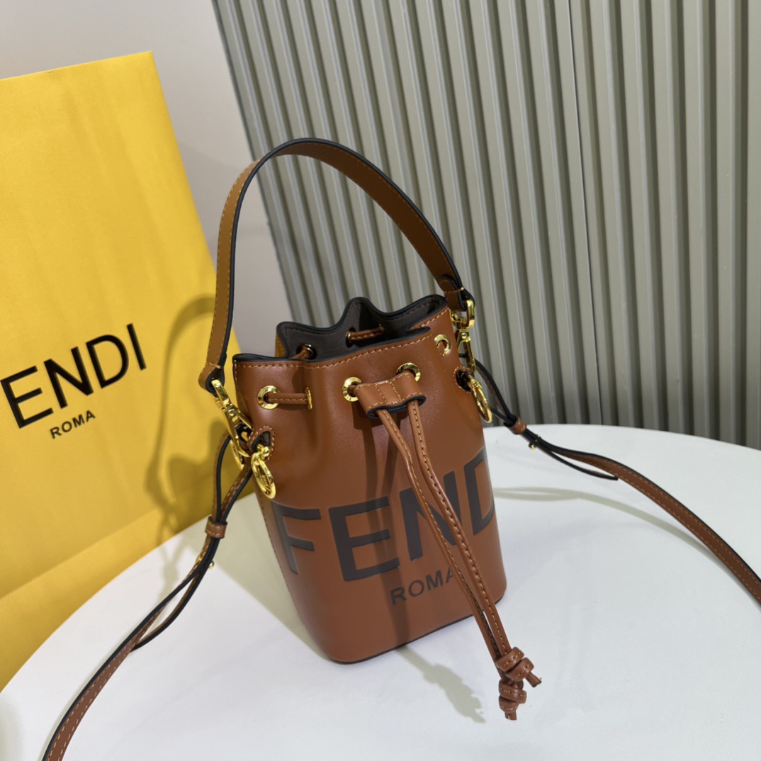 Fendi mon tresor small bucket bag F0030