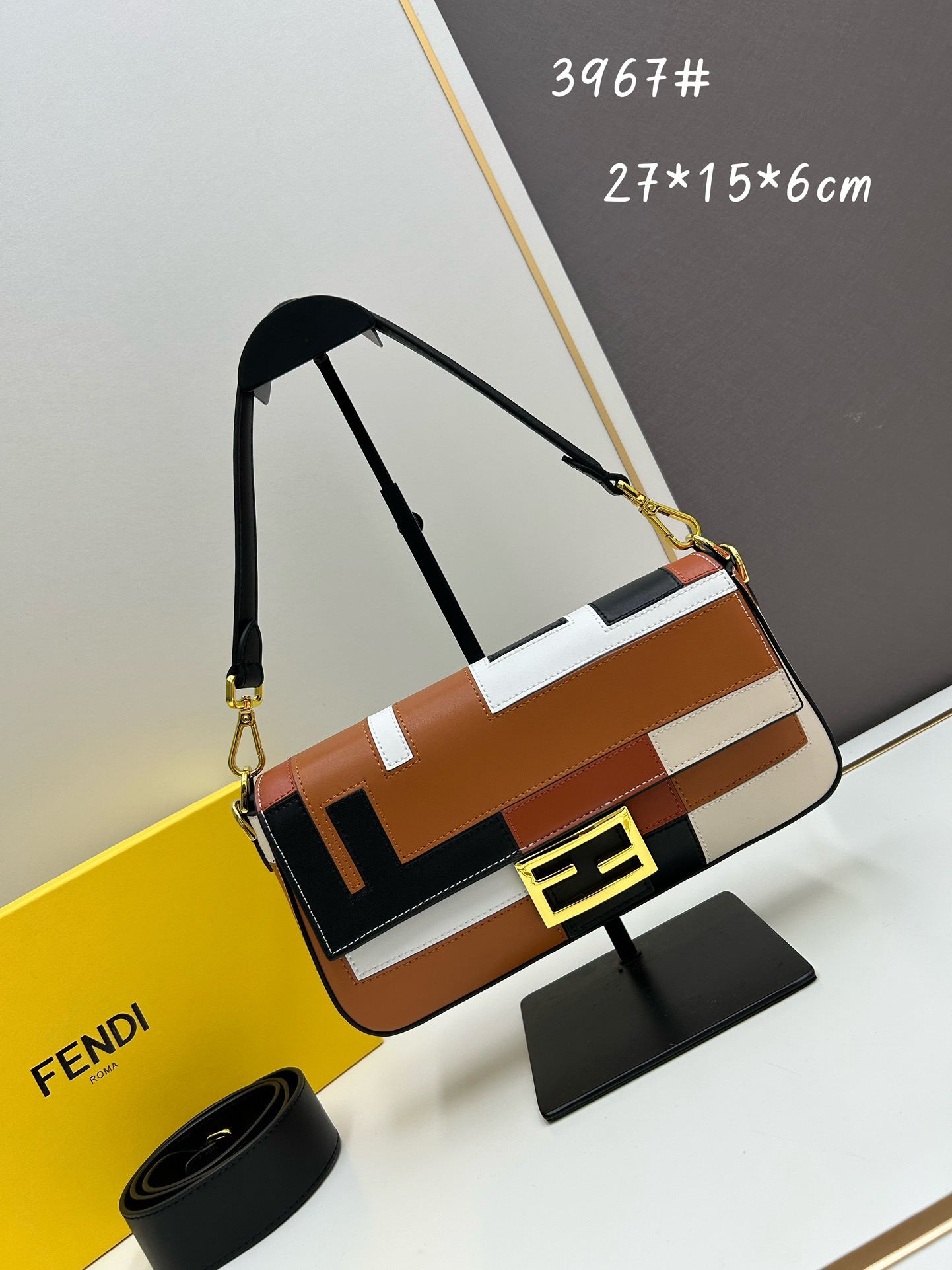 Fendi baquette medium handbag F0033