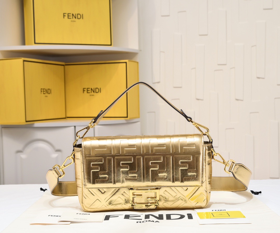 Fendi Baguette series F0038