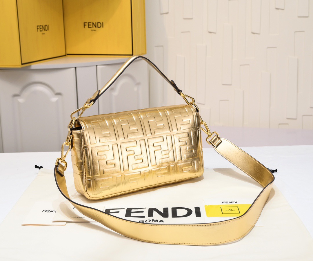 Fendi Baguette series F0038