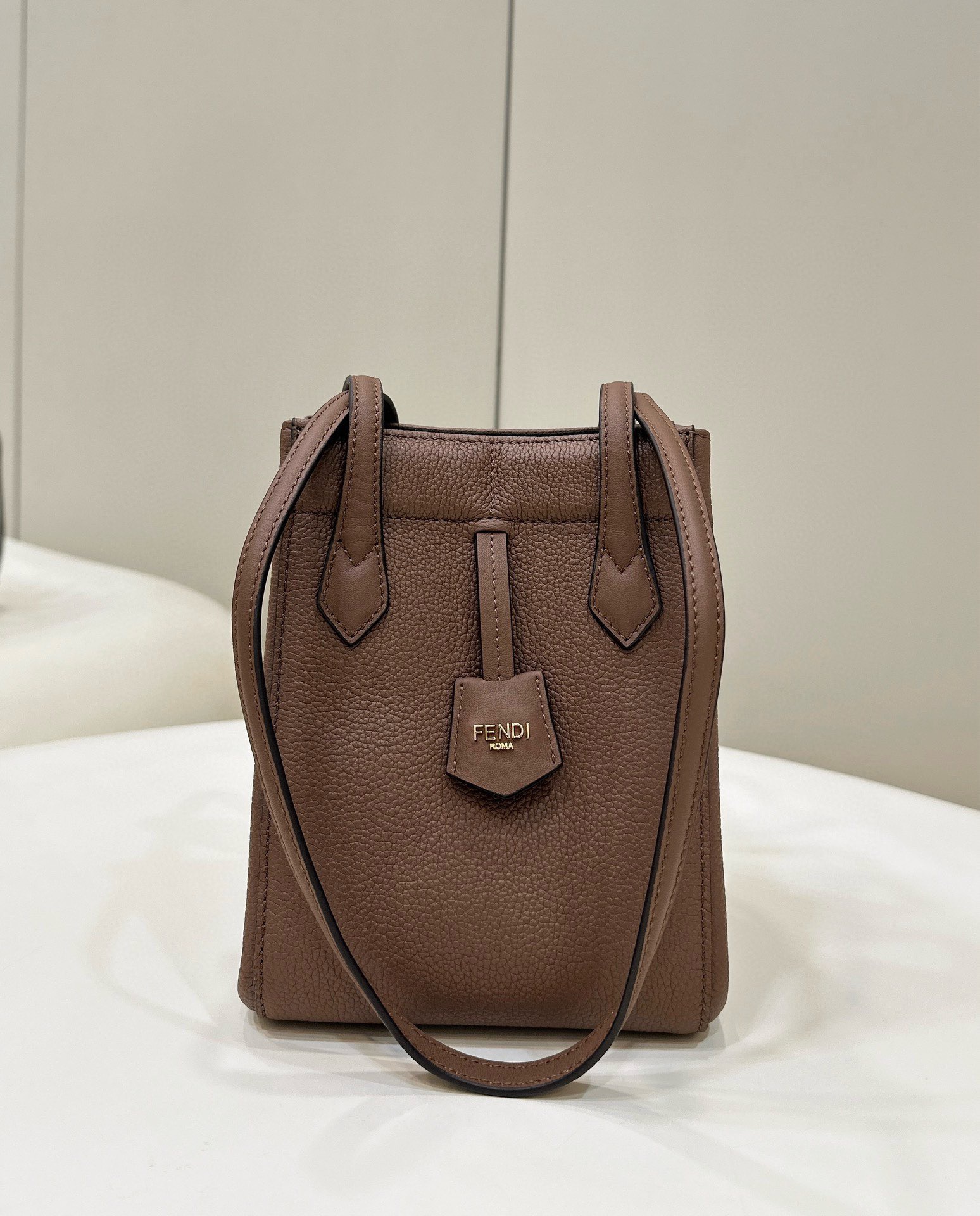 Fendi's new folding bag origami F0058