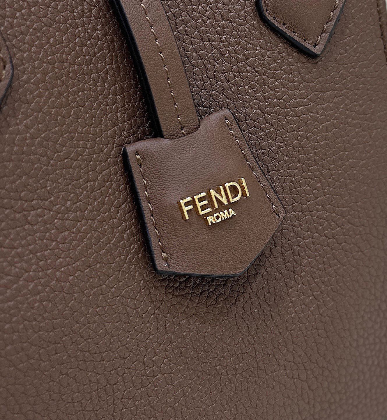 Fendi's new folding bag origami F0058