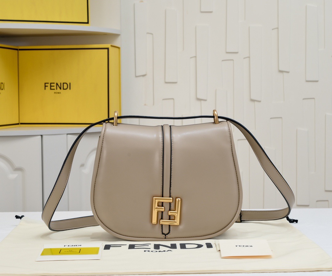 Fendi C'mon series GM F0069