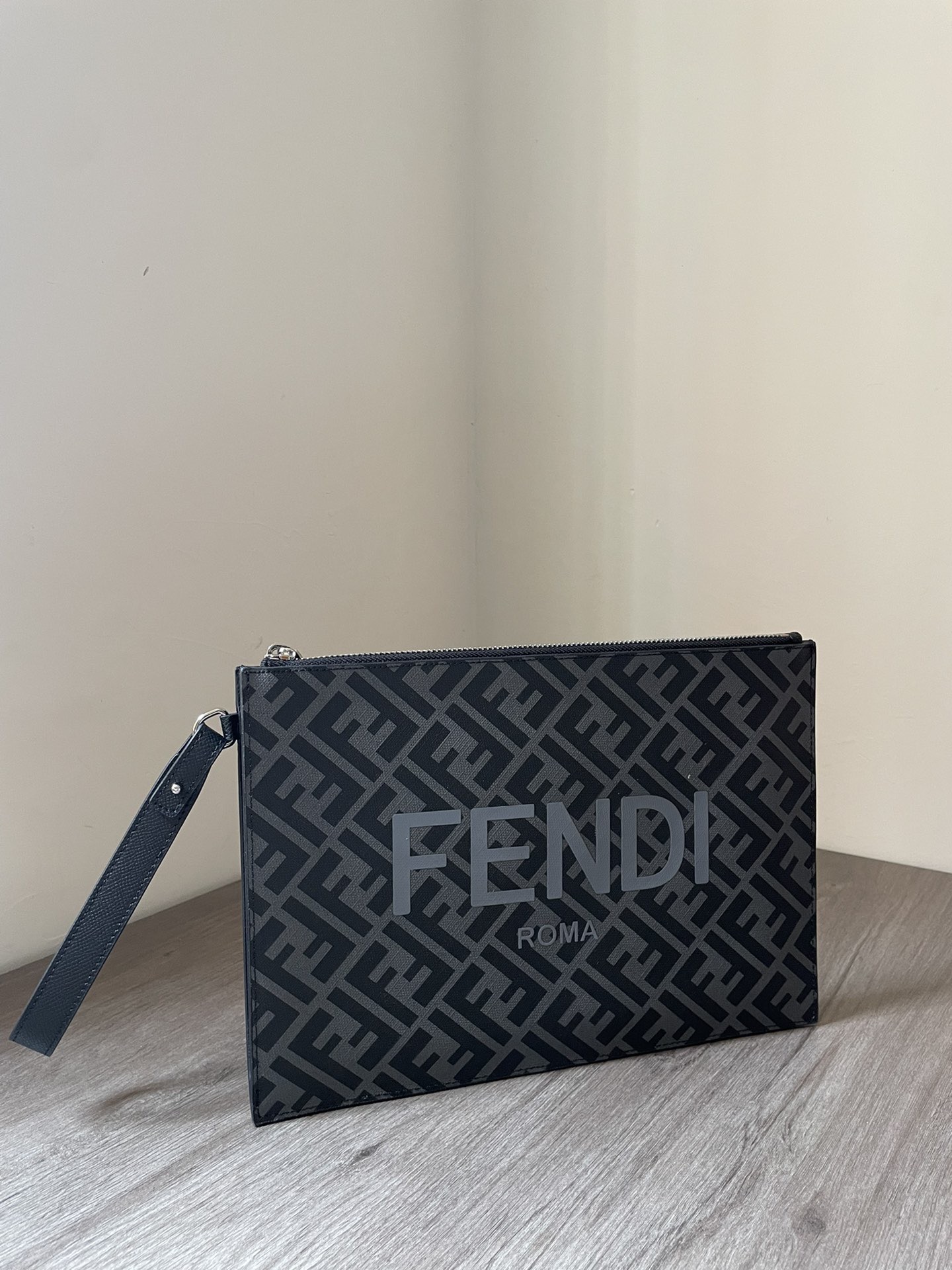 Fendi Clutch F0074