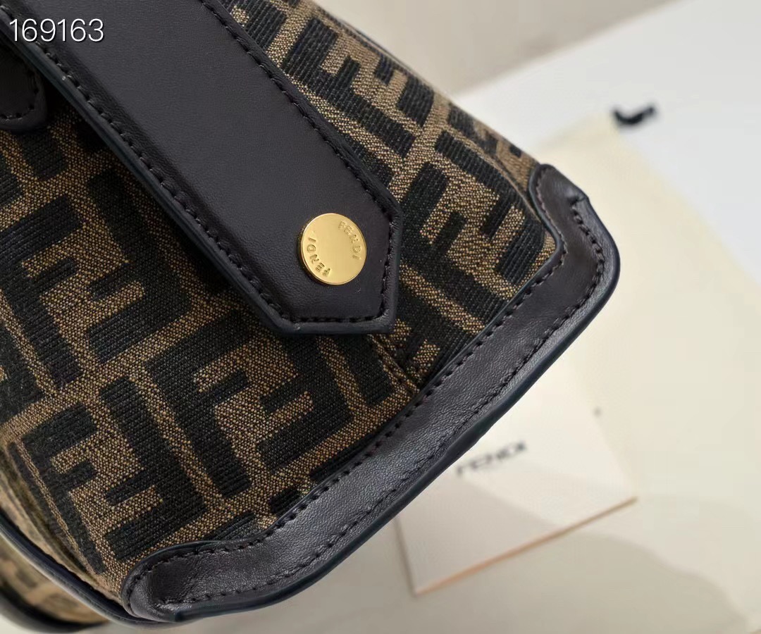 Fendi MM Boston pillow bag F0078