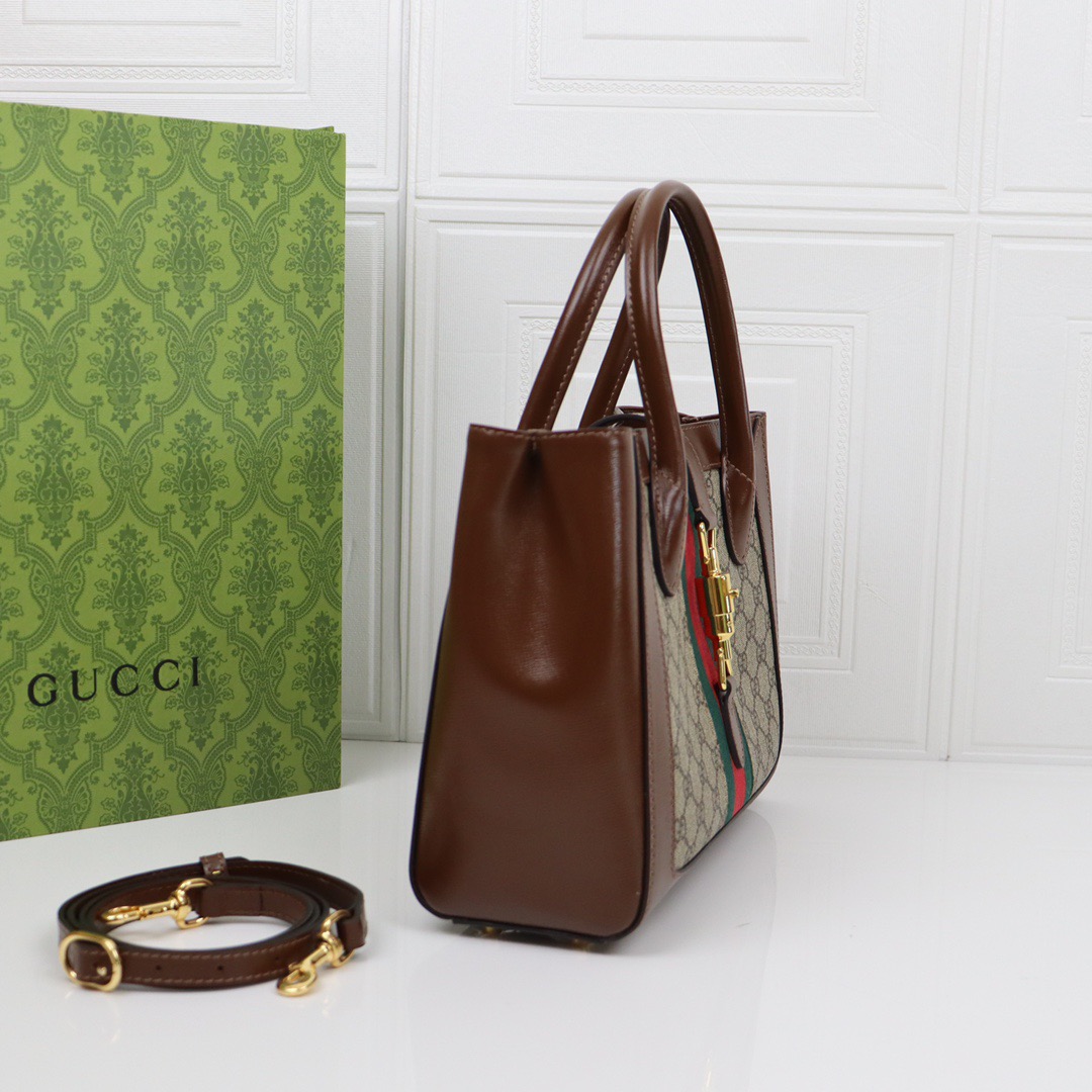 Gucci's handbag 649016