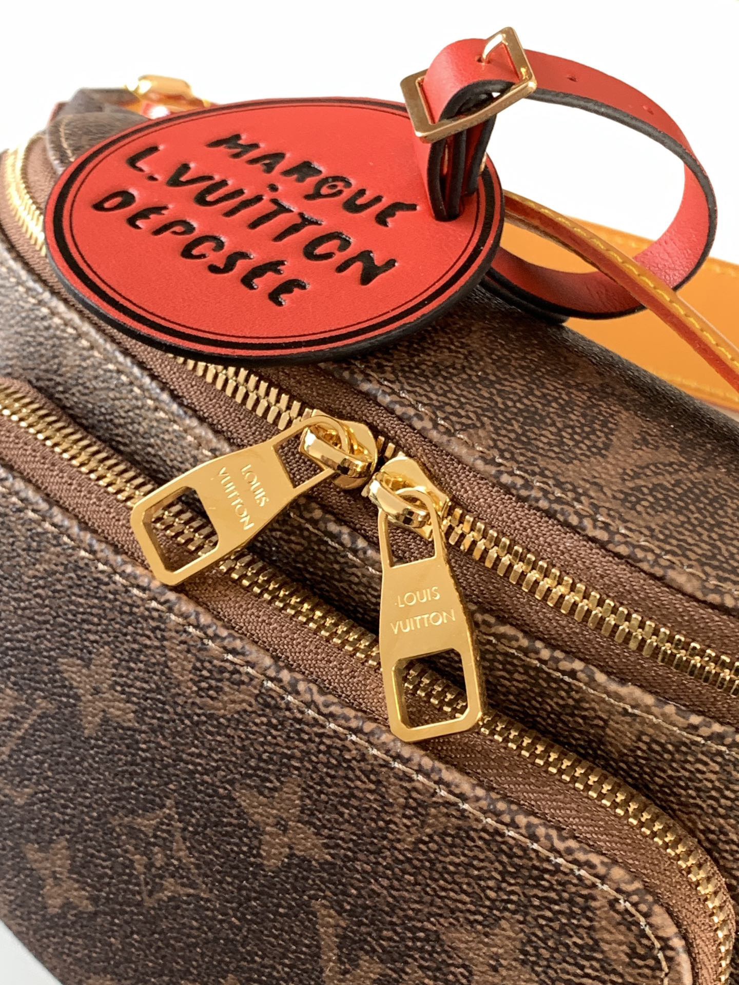 Louis Vuitton's Rush waist bag M11539