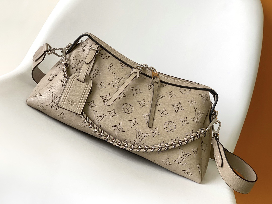 Louis Vuitton's mahina handit al small handbag M24255