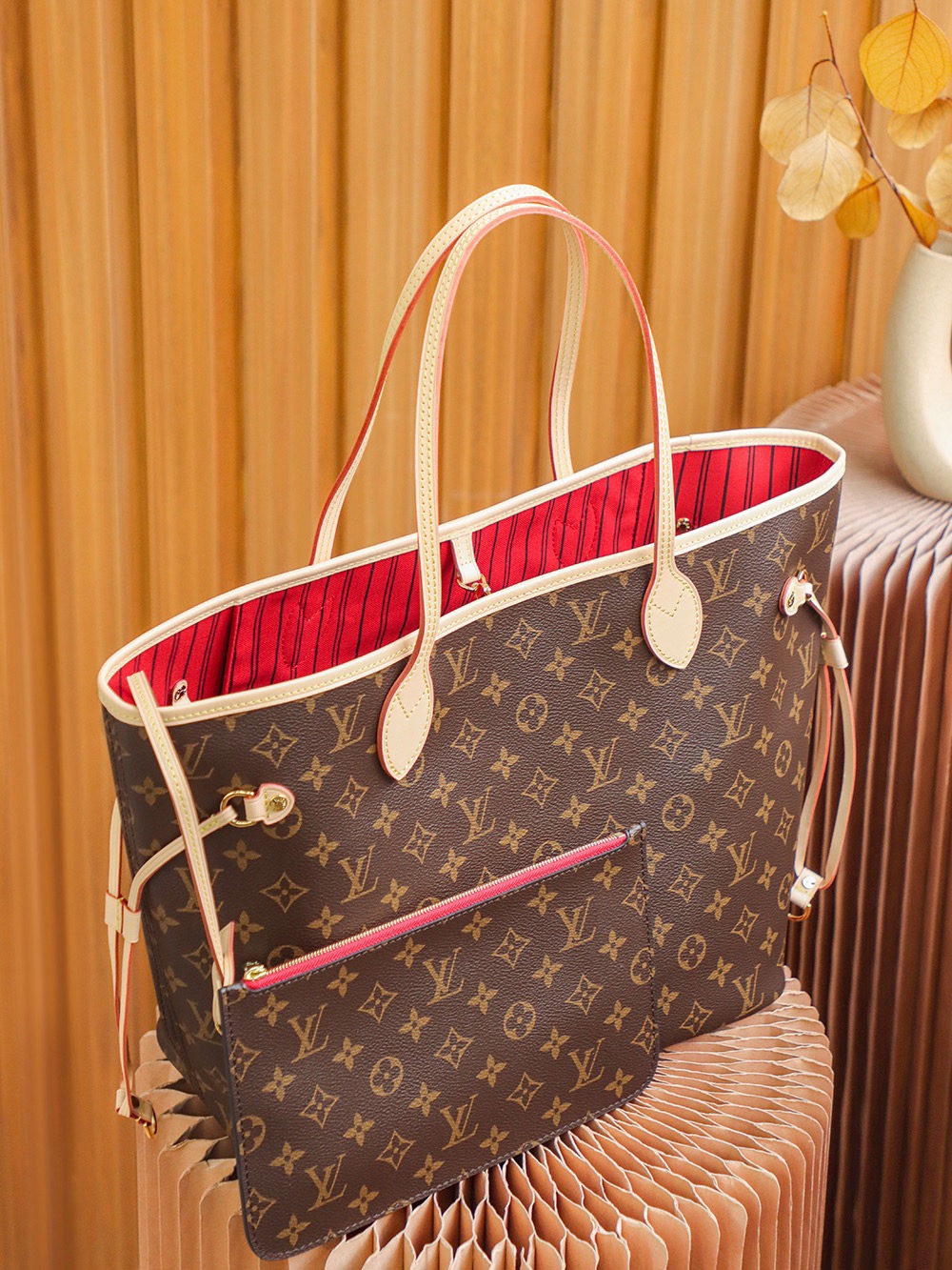 Neverfull MM Cherry M41177