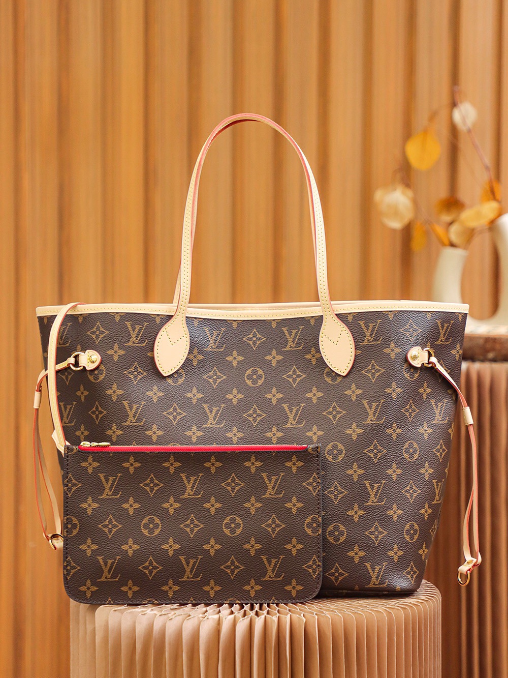 Neverfull MM Cherry M41177