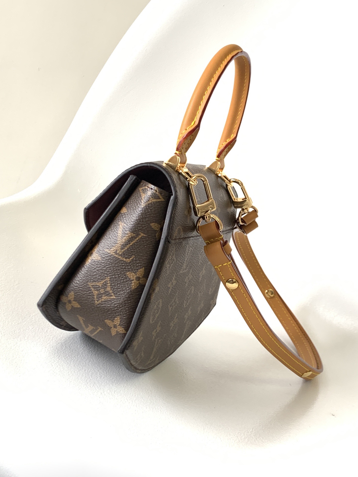 Louis Vuitton 2023 new model M46548