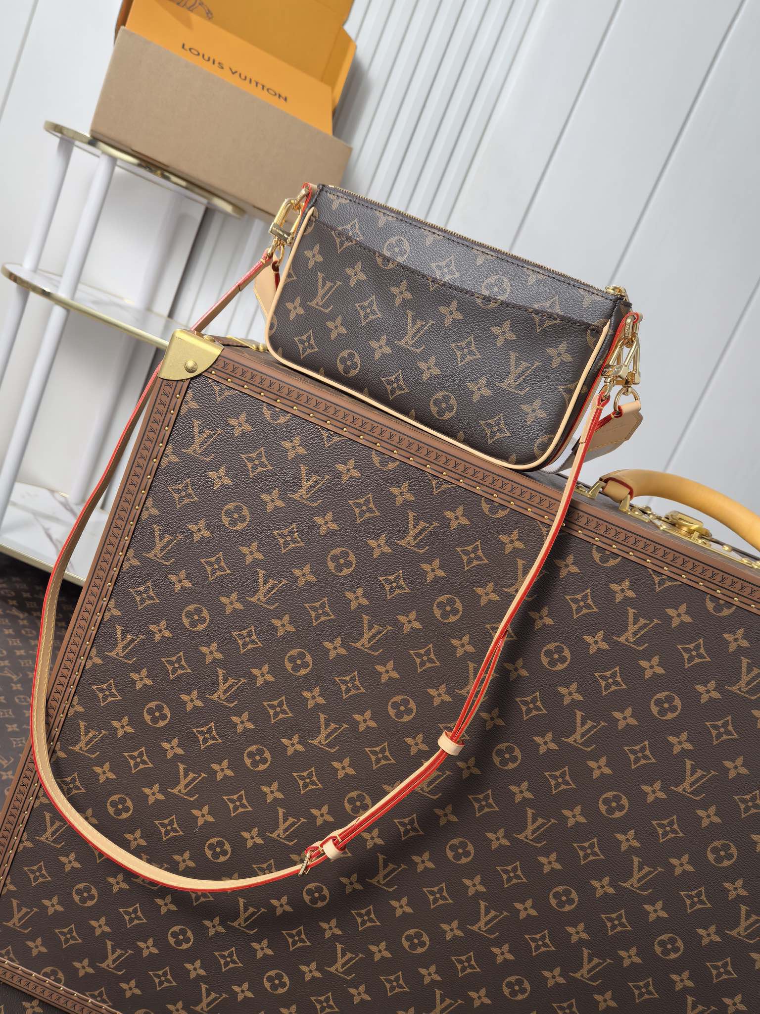 Louis Vuitton vibe bag M46999