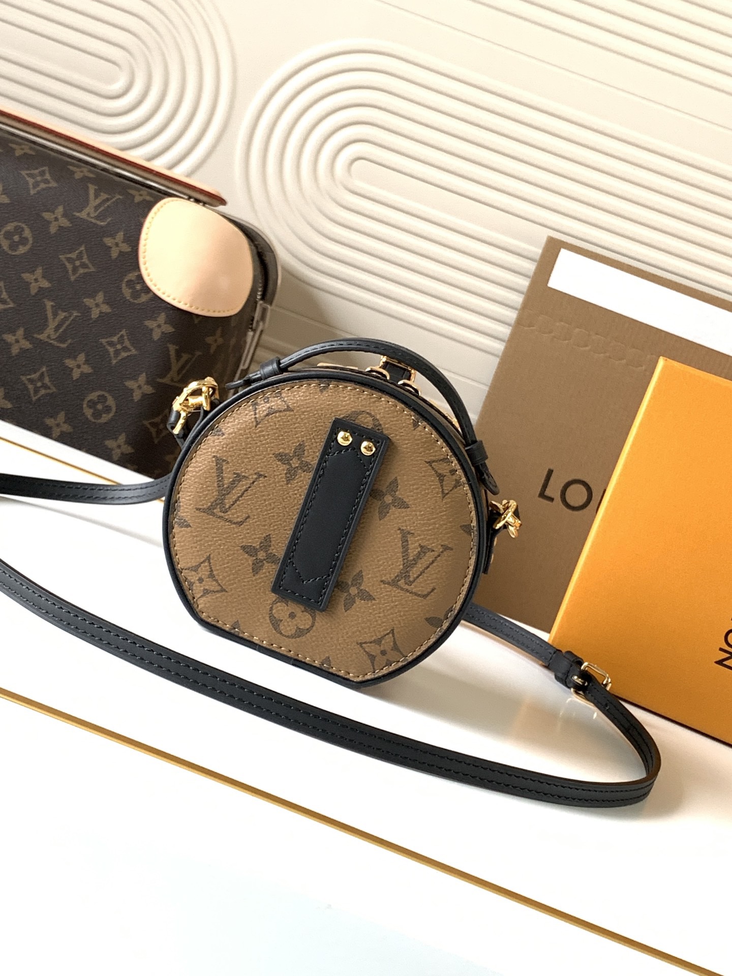 Louis Vuitton's mini boite chapeau bag M68276