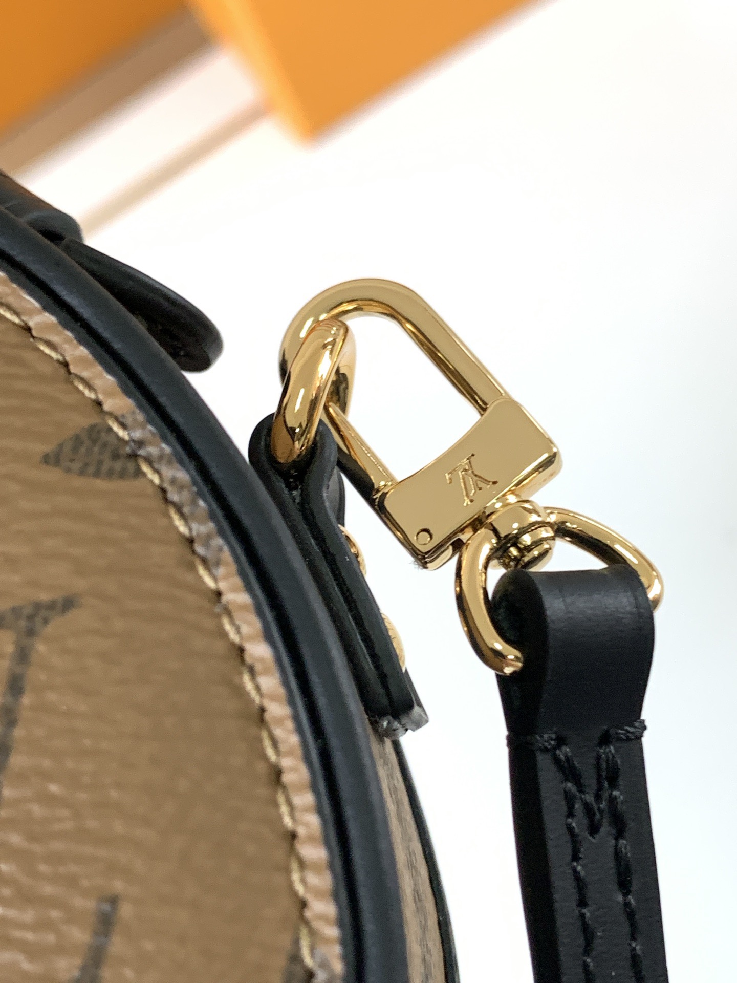 Louis Vuitton's mini boite chapeau bag M68276